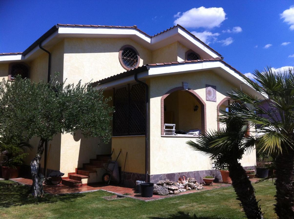 Paoline'S Suite In Villa Fiumicino Dış mekan fotoğraf